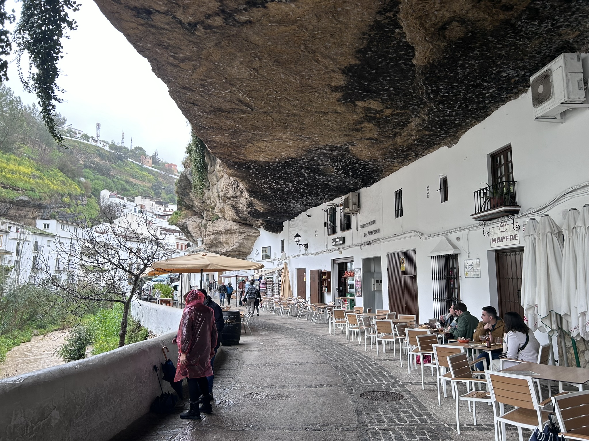 You are currently viewing Andalusia tarjoaa historiaa, kulttuuria ja gastronomiaa isolla kauhalla